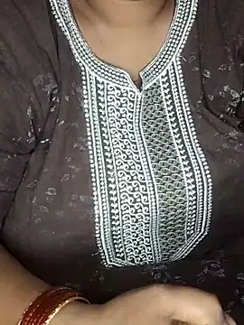 Latha-Hyd online show from 09/30/25, 03:44