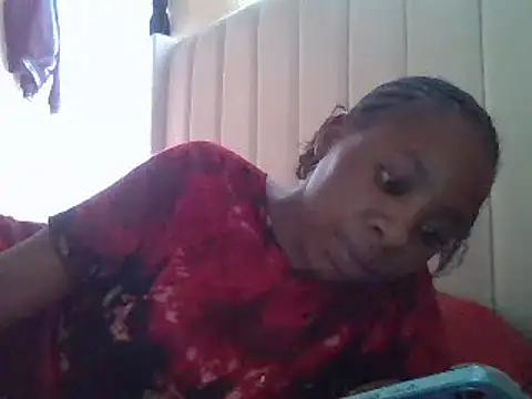 Snapshot of Queen_loveer chatting on 02/09/25, 10:53 Queen loveer online show from 02/09/25, 10:53