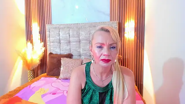 AnastasiaTaylor  online show from 02/18/25, 02:38