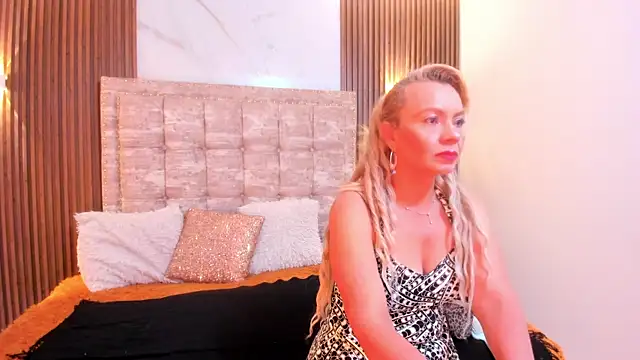 AnastasiaTaylor  online show from 09/16/25, 03:29