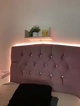 angellique 22 online show from 03/06/25, 04:30