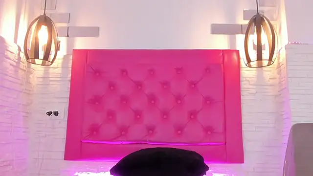 mia six66 online show from 03/06/25, 05:33