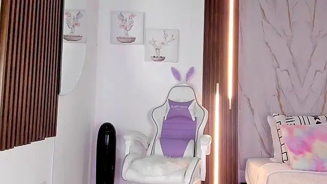 mia six66 online show from 11/23/25, 11:54