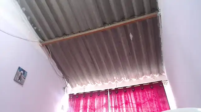 Zafiro subversiva online show from 02/19/25, 06:00