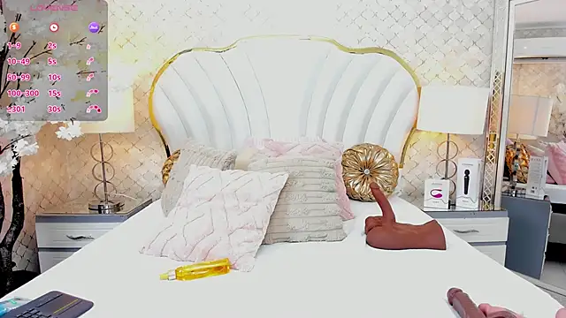 Snapshot of IsabellaKanned chatting on 10/25/25, 01:51 IsabellaKanned online show from 10/25/25, 01:51