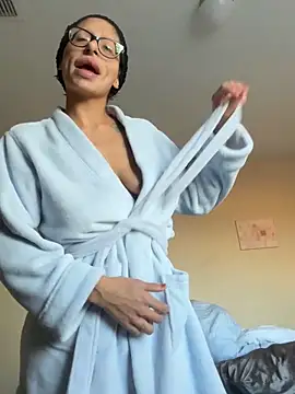 myloveforyouu online show from 10/01/25, 01:06