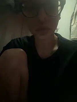 myloveforyouu online show from 11/21/25, 11:36