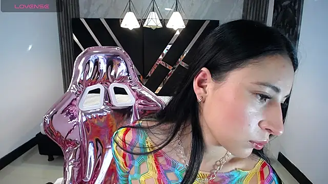 lizzyluk ch online show from 02/05/25, 04:36