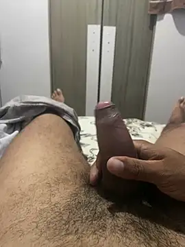 Snapshot of gomespauz chatting on 12/11/24, 02:44 gomespauz online show from 12/11/24, 02:44