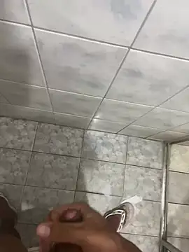 Snapshot of gomespauz chatting on 01/23/25, 08:45 gomespauz online show from 01/23/25, 08:45