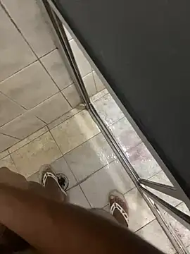 Snapshot of gomespauz chatting on 01/27/25, 10:38 gomespauz online show from 01/27/25, 10:38