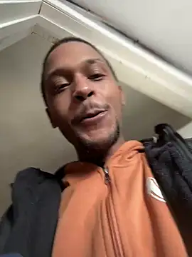 rayyymack online show from 02/07/25, 08:42