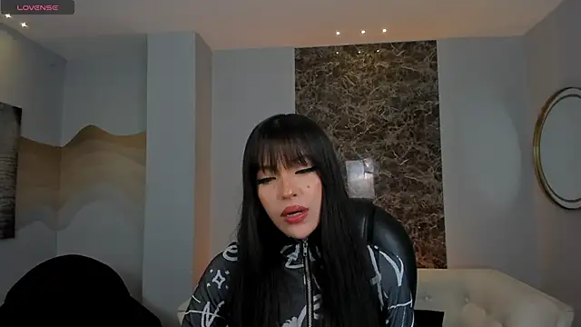 ValeriaRiveraX online show from 10/25/25, 03:58