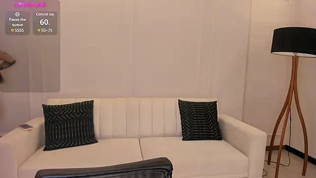 Snapshot of MariaHerrera_ chatting on 12/11/24, 07:57 MariaHerrera online show from 12/11/24, 07:57