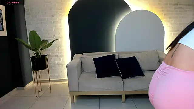 Snapshot of MariaHerrera_ chatting on 11/20/25, 07:13 MariaHerrera online show from 11/20/25, 07:13