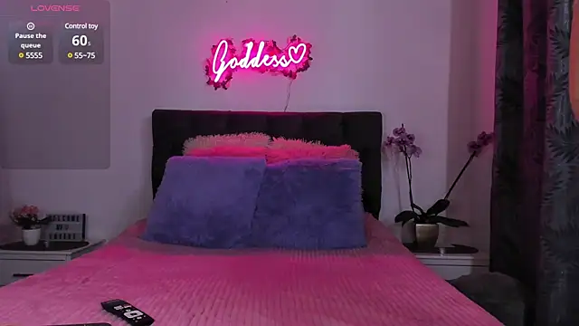 Snapshot of Agata_goddess chatting on 01/10/25, 12:06 Agata goddess online show from 01/10/25, 12:06