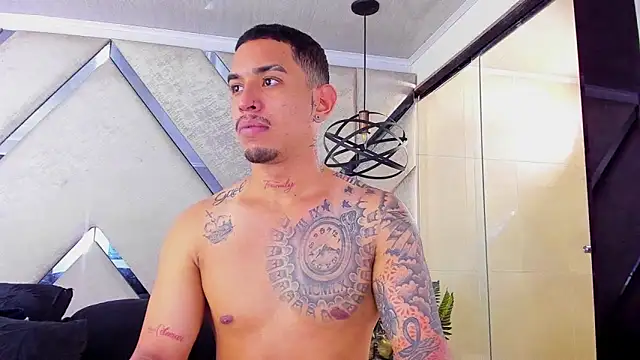 Damian09  online show from 10/27/25, 03:38