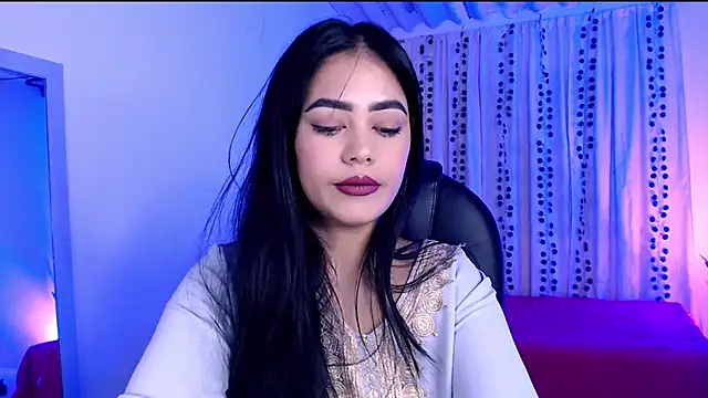 azzahara069 online show from 05/29/26, 03:59