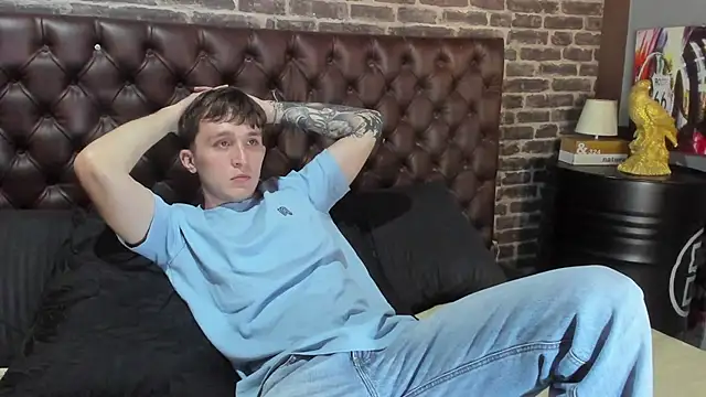 Dylanwhite23  online show from 01/11/26, 03:55