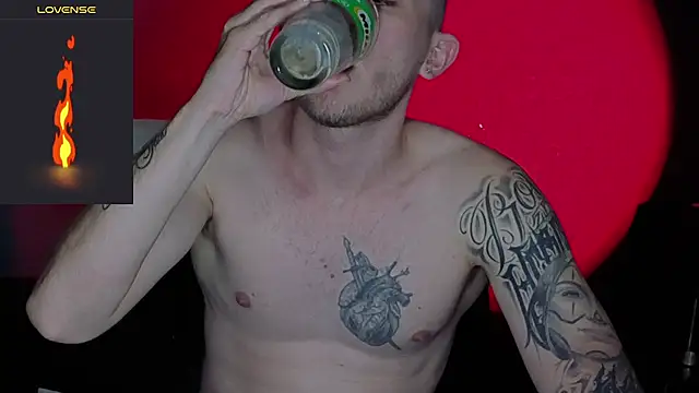 Dylanwhite23  online show from 02/07/26, 02:04