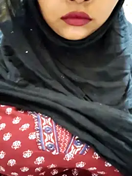 Snapshot of Indian-Nazia chatting on 07/10/26, 07:05 Indian-Nazia online show from 07/10/26, 07:05