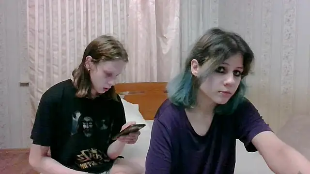 Snapshot of Crystal_Love_Porn chatting on 12/09/24, 08:44 Crystal Love Porn online show from 12/09/24, 08:44