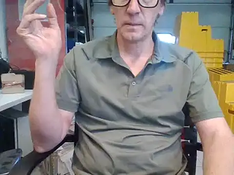 Raimundo1971 online show from 11/27/25, 03:47