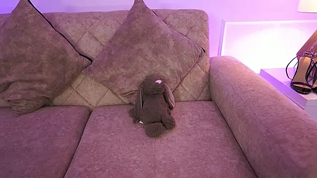 Snapshot of Anybuny chatting on 04/02/26, 11:41 Anybuny online show from 04/02/26, 11:41