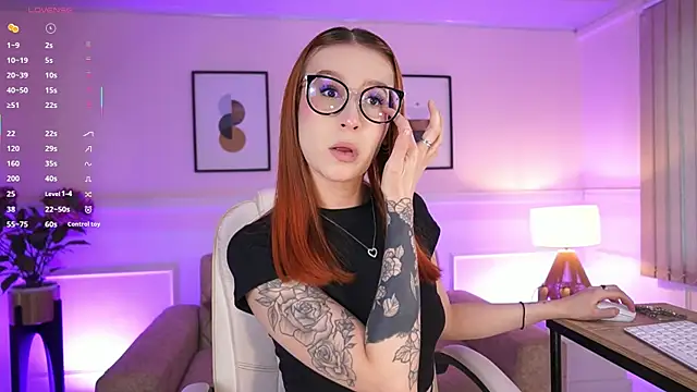 Snapshot of Anybuny chatting on 04/13/26, 11:48 Anybuny online show from 04/13/26, 11:48