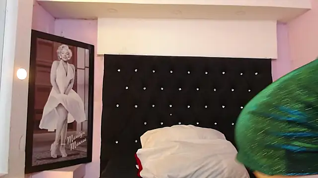 kittybonxx online show from 10/05/25, 01:31