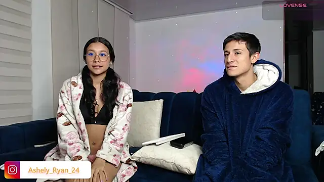 Snapshot of ashely_ryan24 chatting on 01/28/25, 02:21 ashely ryan24 online show from 01/28/25, 02:21