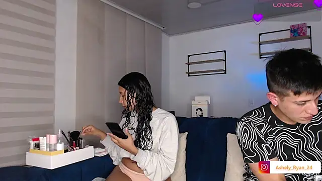 ashely ryan24 online show from 01/10/26, 03:08