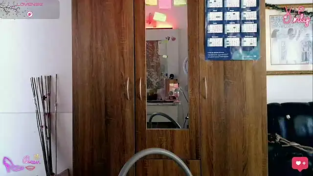 LauGrayJ online show from 02/02/26, 05:33