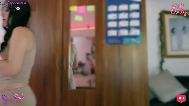 LauGrayJ online show from 03/30/26, 04:52