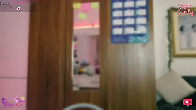 LauGrayJ online show from 03/31/26, 04:57