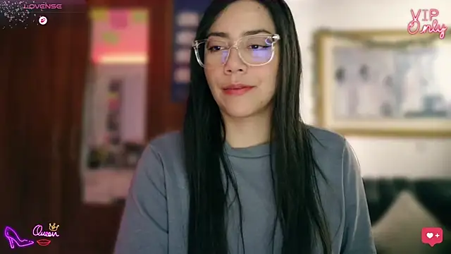 LauGrayJ online show from 04/05/26, 08:44