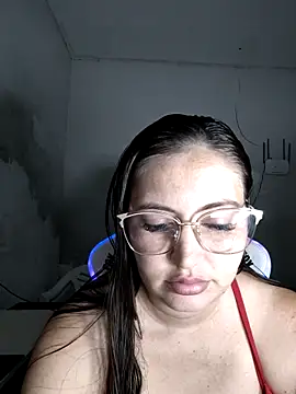 Snapshot of dani123unica chatting on 09/08/25, 03:33 dani123unica online show from 09/08/25, 03:33