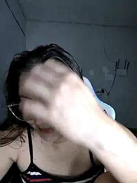 Snapshot of dani123unica chatting on 10/04/25, 10:13 dani123unica online show from 10/04/25, 10:13