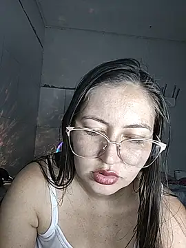 Snapshot of dani123unica chatting on 10/18/25, 10:49 dani123unica online show from 10/18/25, 10:49