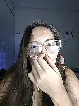 Snapshot of dani123unica chatting on 10/20/25, 10:32 dani123unica online show from 10/20/25, 10:32