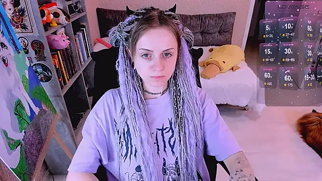 NaniMoore online show from 12/06/24, 11:00