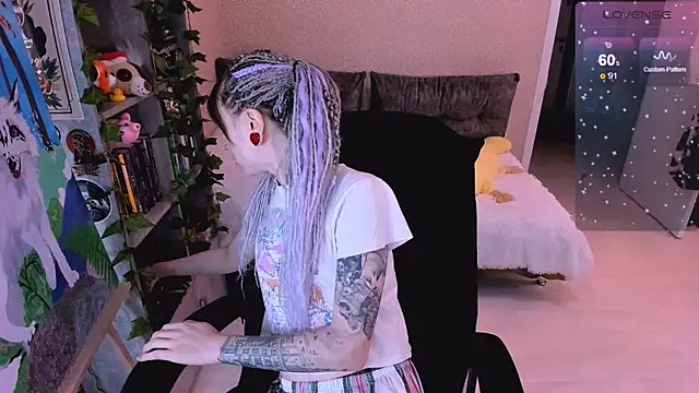 NaniMoore online show from 12/23/24, 06:11