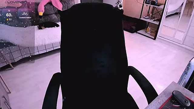 NaniMoore online show from 01/08/25, 09:21