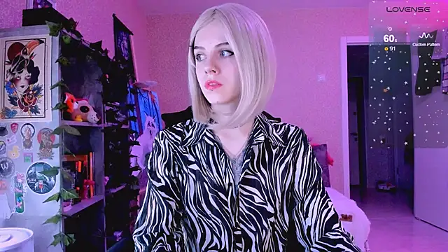 NaniMoore online show from 01/18/25, 08:09