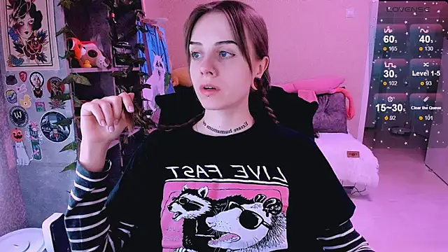 NaniMoore online show from 01/26/25, 11:18