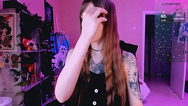 NaniMoore online show from 02/26/25, 08:22