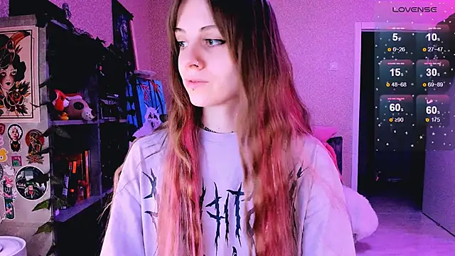 NaniMoore online show from 03/14/25, 08:06