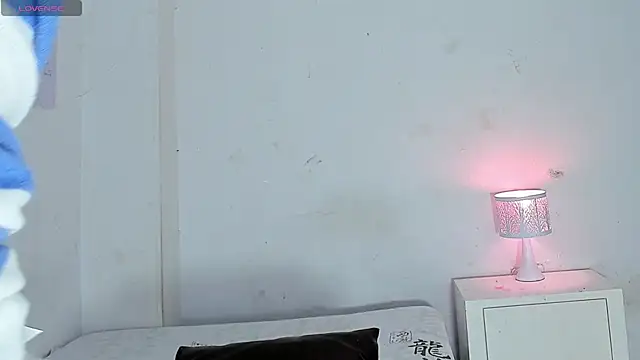 auroraa sexy online show from 09/10/25, 02:28