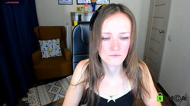 FrancescaCollins online show from 02/16/25, 11:16