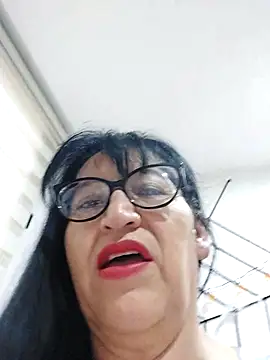 clarita 01 online show from 10/12/25, 10:58